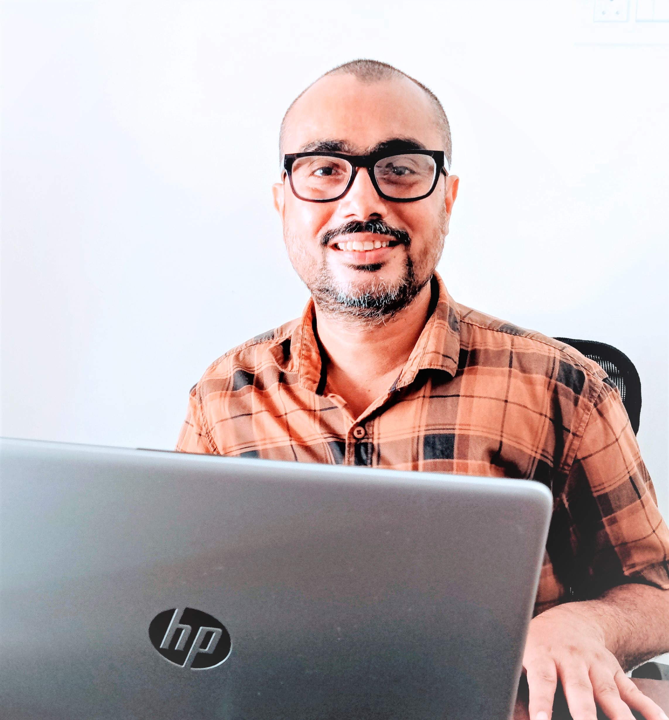 dharmendra-pathak-website-developer-in-thane